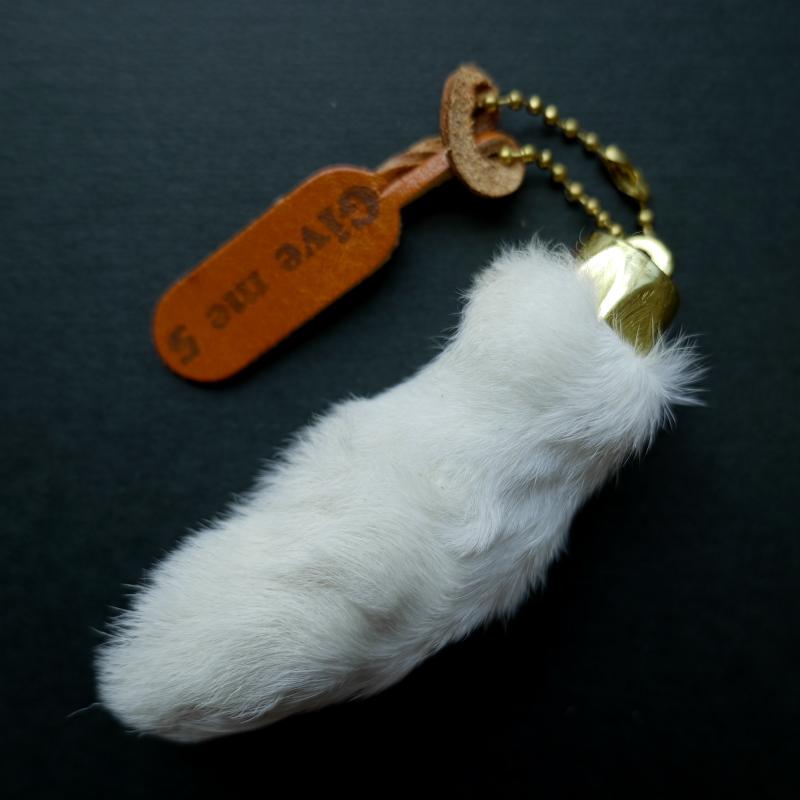 キーホルダー ラッキーラビットフット ホワイト Lucky Rabbit Foot