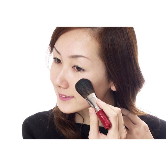 竹宝堂 熊野筆 メイクブラシ フェイスブラシ 灰リス RE20-2 丸平型 お