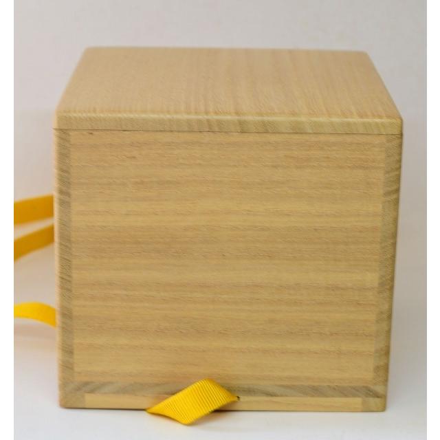 黄瀬戸茶碗 而妙斎自筆 「萬歳」 先代 加藤 作助作 : すいぎょく園