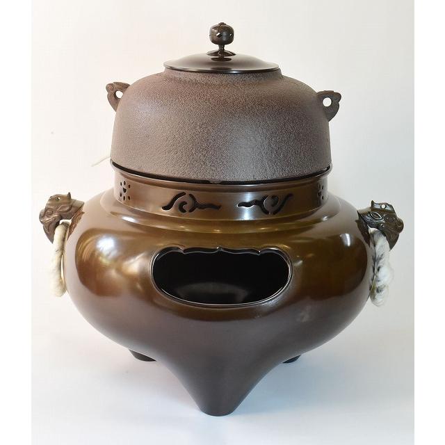 日本 すいぎょく園人間国宝 高橋 敬典釜添 唐銅鬼面風炉