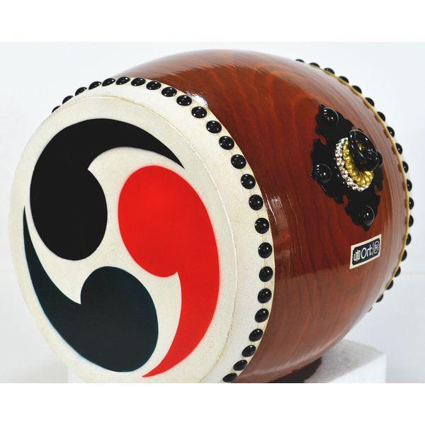 締太鼓 楽天市場】締め太鼓 赤牛皮 直径30cm×高さ11cm エイサー用バチ1