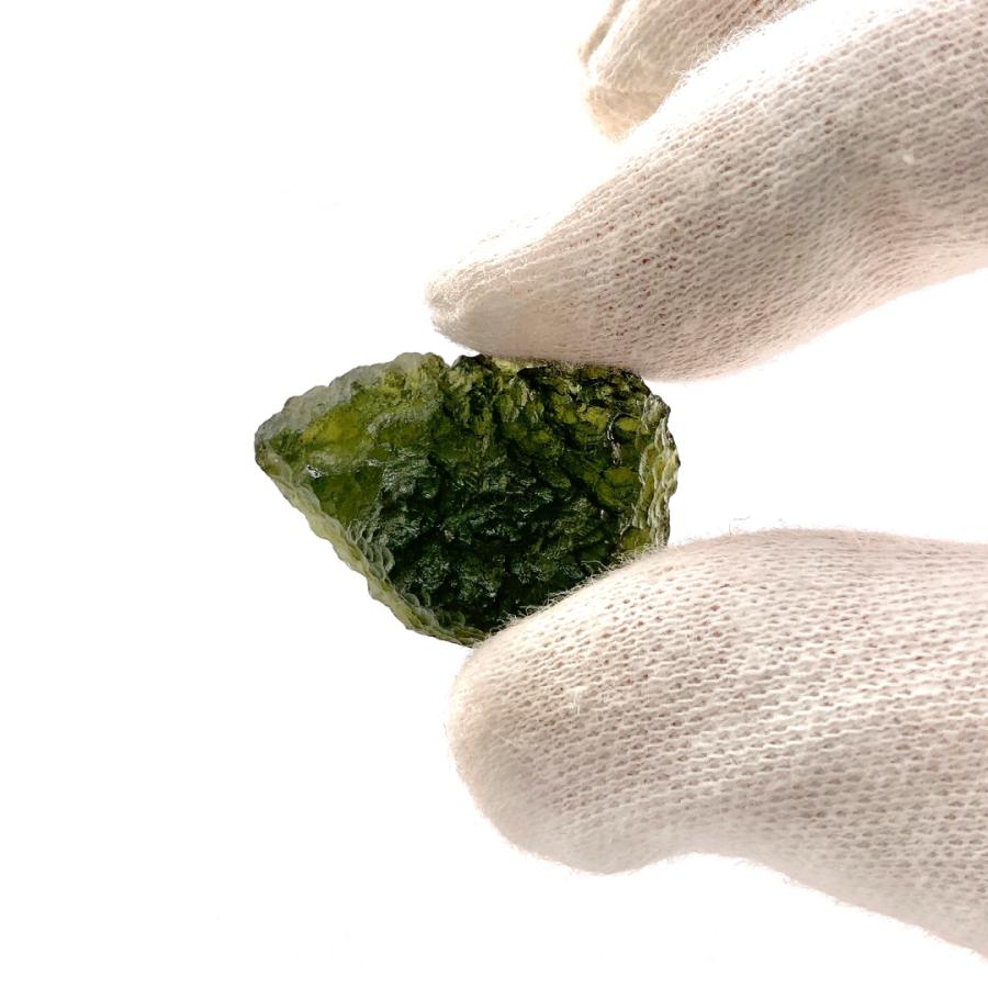 一点もの】モルダバイト(34.145カラット) 原石 鑑別書付き moldavite