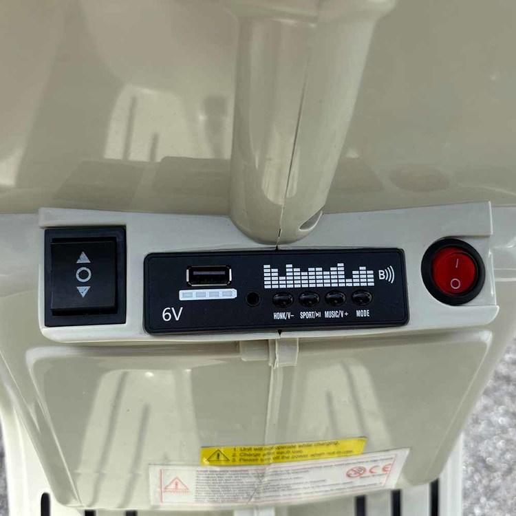 乗用玩具 子供用 Vespa 2シーター RA-VEVT SOW (B)の画像