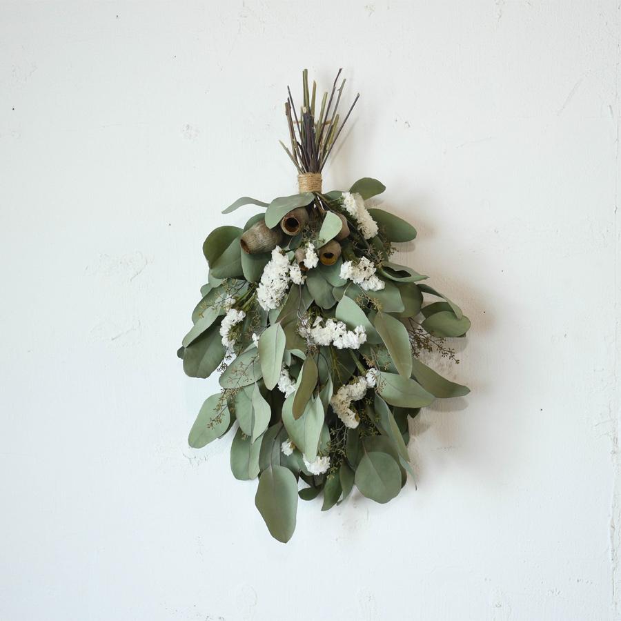 フラワーリース　約30cm   ボタニカル風 ボタニカルcake―アロマのリース | iichi 日々の暮らしを心地よく