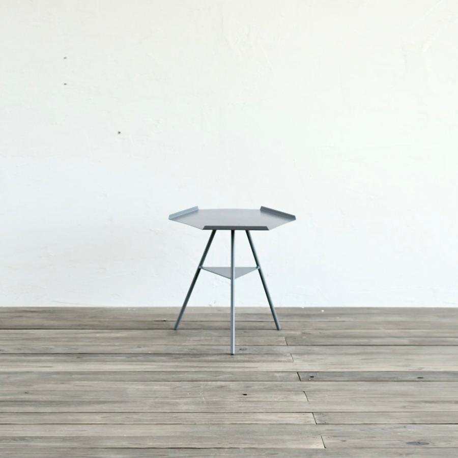 トライポッドテーブル スチールトップ ロウ Low サイズオーダー可 おしゃれ インテリア ミニテーブル 飾り台 店舗什器 テーブル 新生活 模様替え ナイトテーブル |  | 02