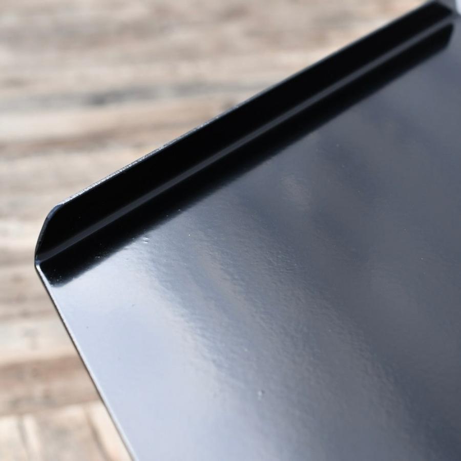 トライポッドテーブル スチールトップ ミドル Middle サイズオーダー可 インテリア ミニテーブル 飾り台 店舗什器 テーブル 新生活 模様替え ナイトテーブル |  | 01