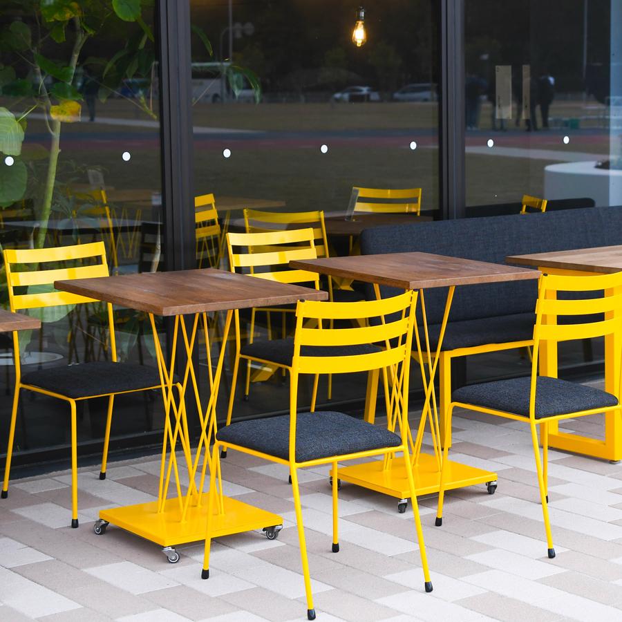 カフェテーブル サイズオーダー可 飾り台 店舗 オフィス ダイニングテーブル ディスプレイ アイアン 鉄 無垢材 木製 長さ650mm 奥行550mm 高さ720mm 日本製 |  | 10