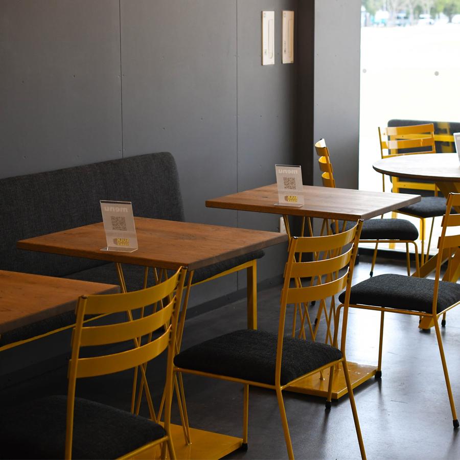 カフェテーブル サイズオーダー可 飾り台 店舗 オフィス ダイニングテーブル ディスプレイ アイアン 鉄 無垢材 木製 長さ650mm 奥行550mm 高さ720mm 日本製 |  | 09