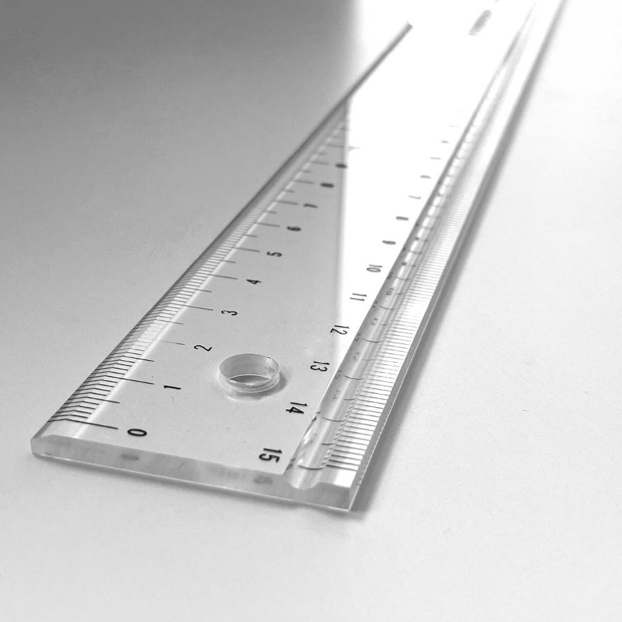 ステッドラー（STAEDTLER） マルス 溝付き定規 30cm 製図用 透明 耐