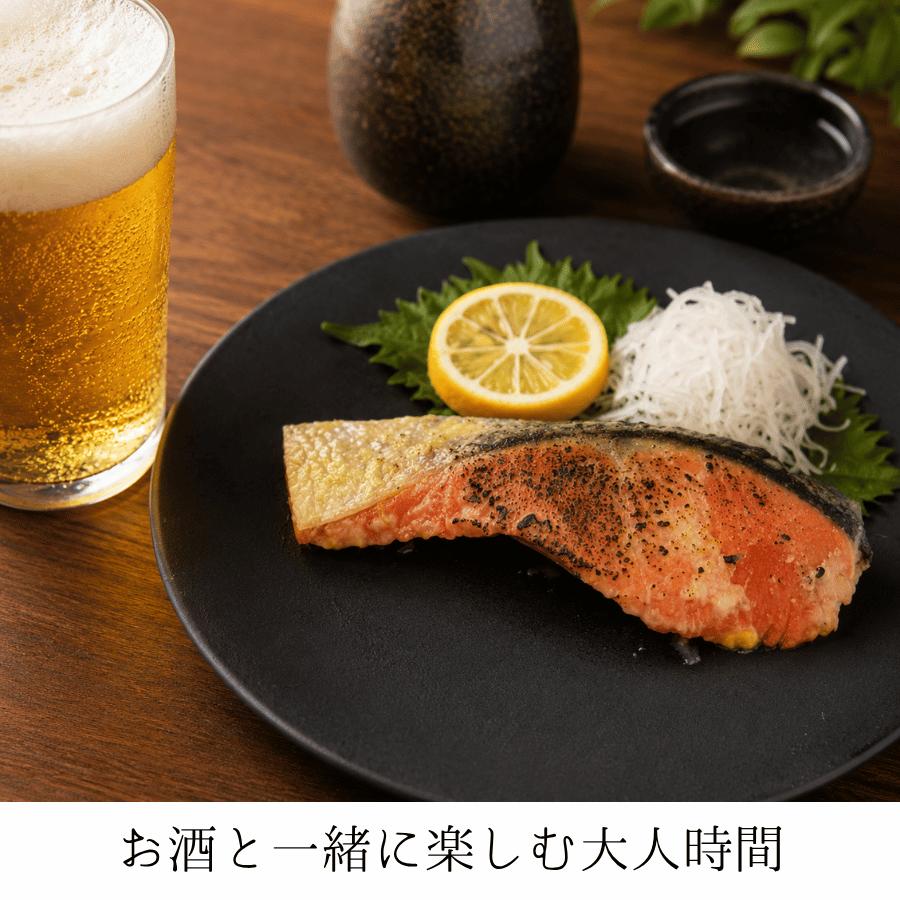 紅鮭の西京漬け 紅鮭西京漬 西京味噌 味噌漬け 紅鮭 鮭 しゃけ 魚の西京漬け ご飯のおかず 夕食の惣菜 毎日のおかず |  | 04