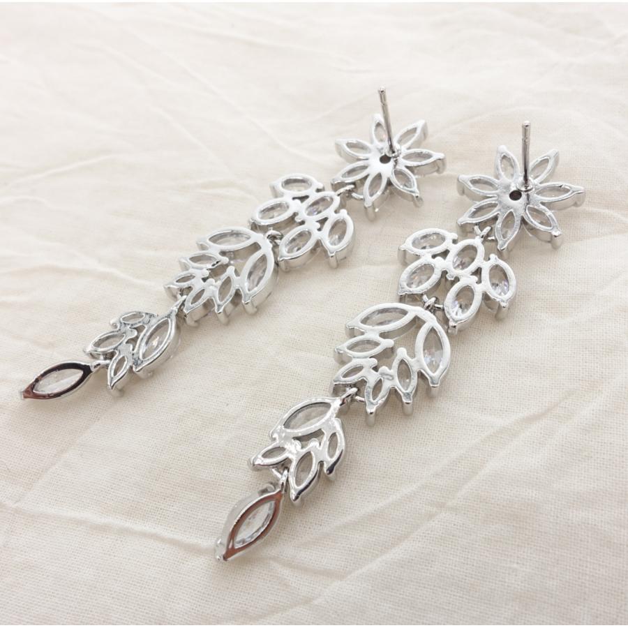 ウェディング アクセサリー【キュービック ジルコニア フラワーリーフ ロングピアス】ブライダル 結婚式 小物 |  | 04