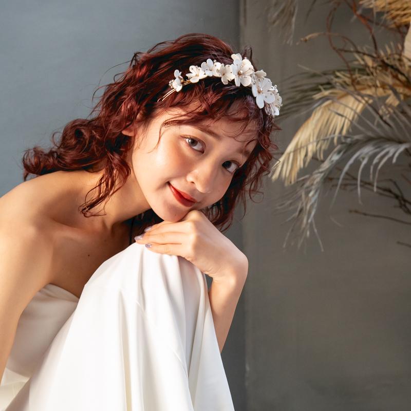 ウェディング アクセサリー【ホワイトフラワーティアラ】ブライダル 髪飾り | 