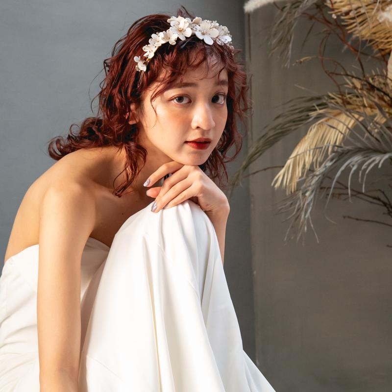 ウェディング アクセサリー【ホワイトフラワーティアラ】ブライダル 髪飾り |  | 05