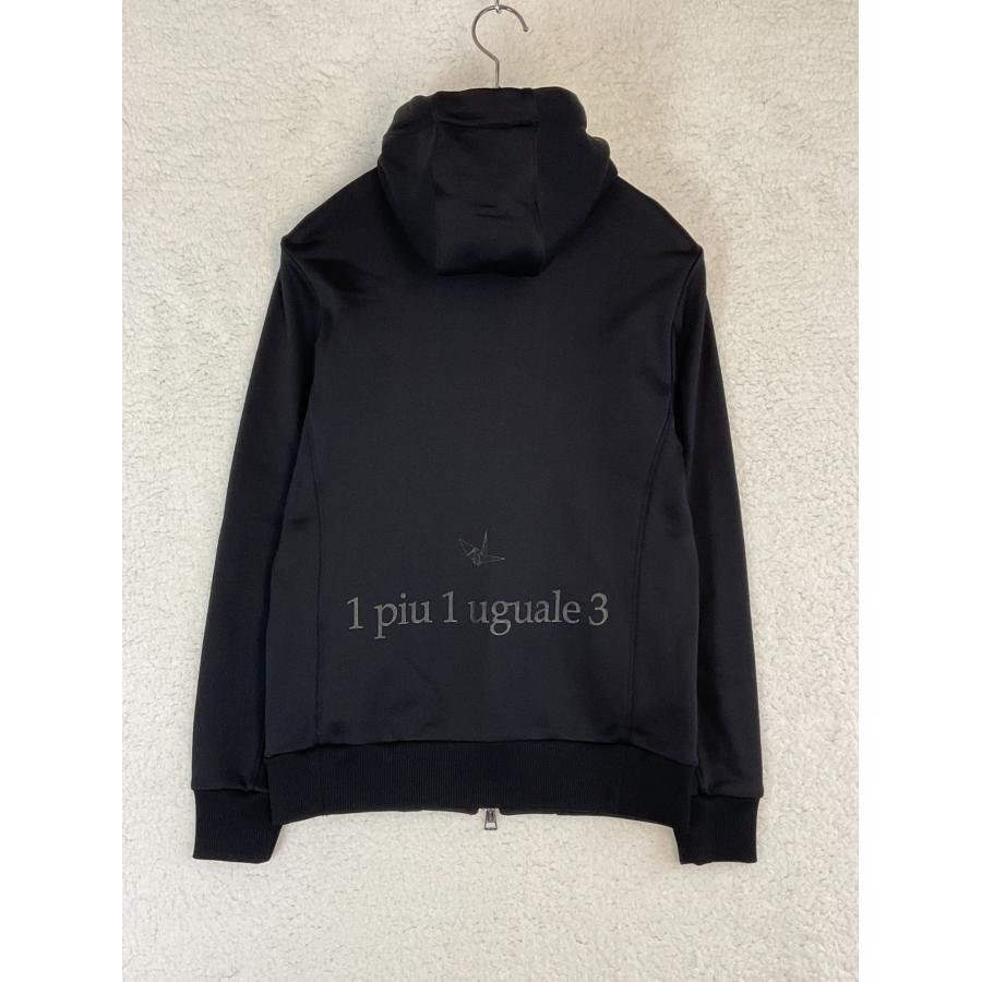 1piu1uguale3 ウノピゥウノウグァーレトレ 3 ブラック NECK ZIP PARKA  