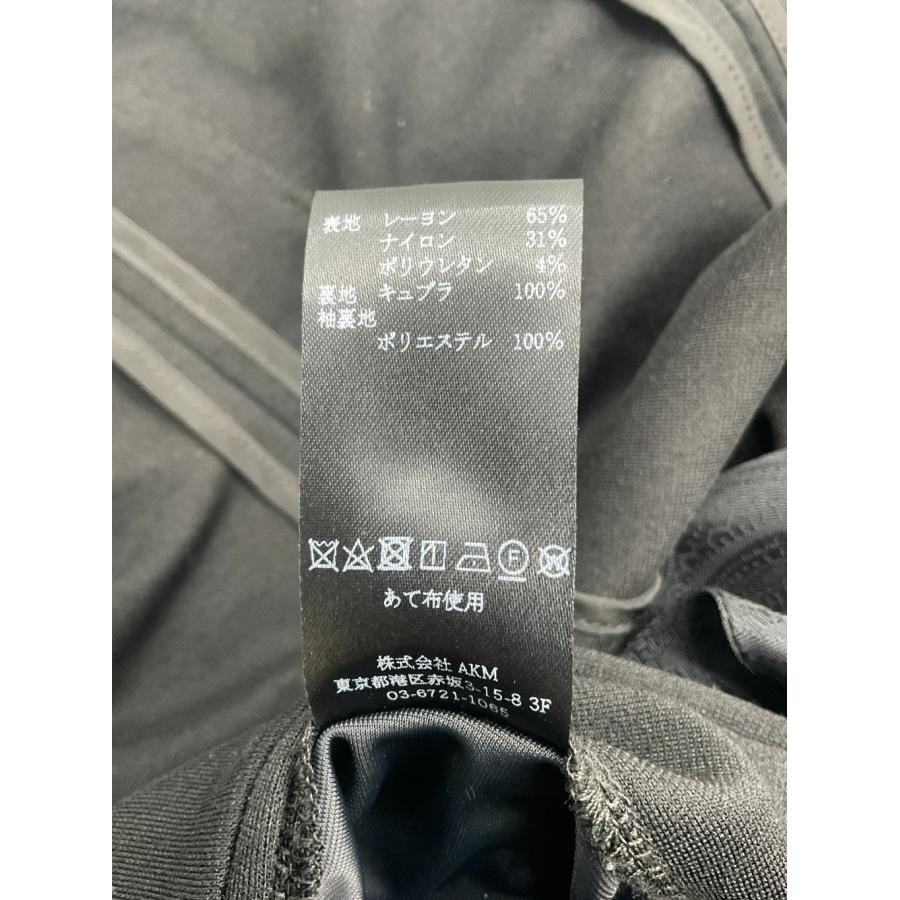 【未使用】1PIU1UGUALE3 コンフィジャケット サイズ4 未使用 1piu1uguale3 ウノピゥウ 4 グレー COMFY JKT コンフィ