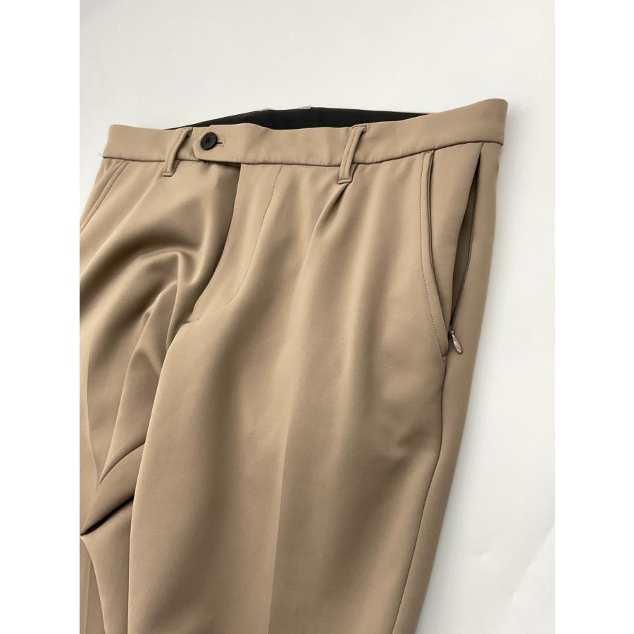 未使用品】1PIU1UGUALE3 トラベルスラックスパンツ サイズ5 【公式通販】