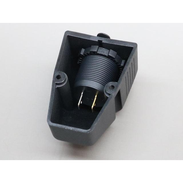 マリン用 USBソケット 防水キャップ付き |  | 05