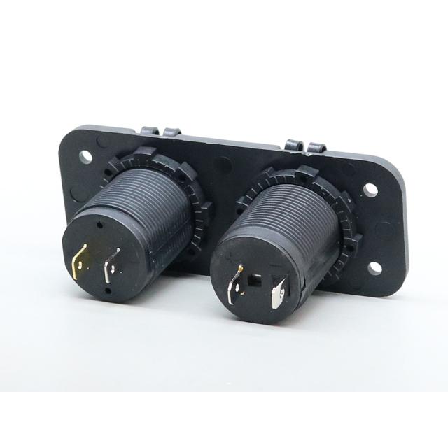 マリン用 12Vシガーソケット＋USBソケット |  | 03