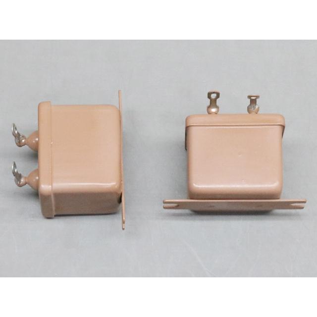 600V 1μF オイルコンデンサー ロシア軍用 |  | 02