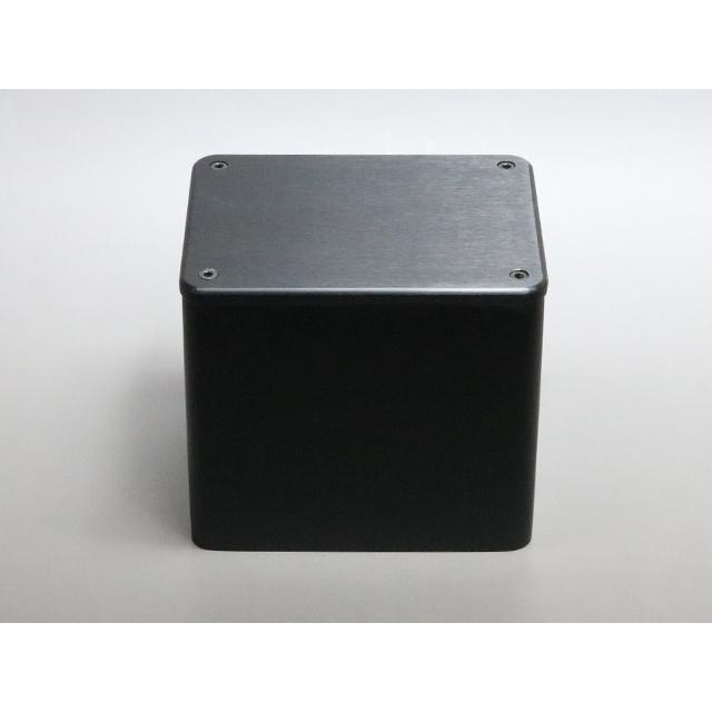 100(W)×116(H)×130(D) アルミトランスケース トランスカバー |  | 01