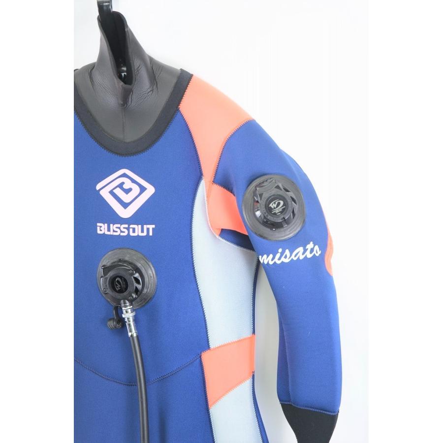 World Dive ワールドダイブ 5mm 裏起毛 レディース ドライスーツ World Dive ワールドダイブ 5mm 裏起毛 レディース ドライスーツ