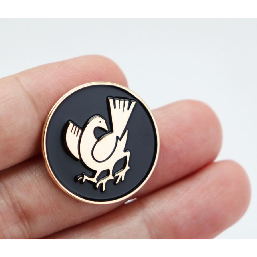 ピンバッジ ピンバッジ 八咫烏 ヤタガラスをデザインしたピンズ・バッジ