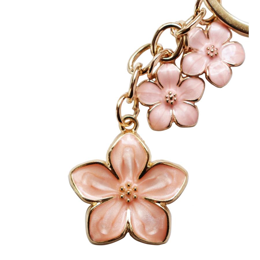 レジン キョロ三毛ちゃんのお花ひらひらワイヤーリングキーホルダー☺︎ レジン キョロ三毛ちゃんのお花ひらひらワイヤーリング