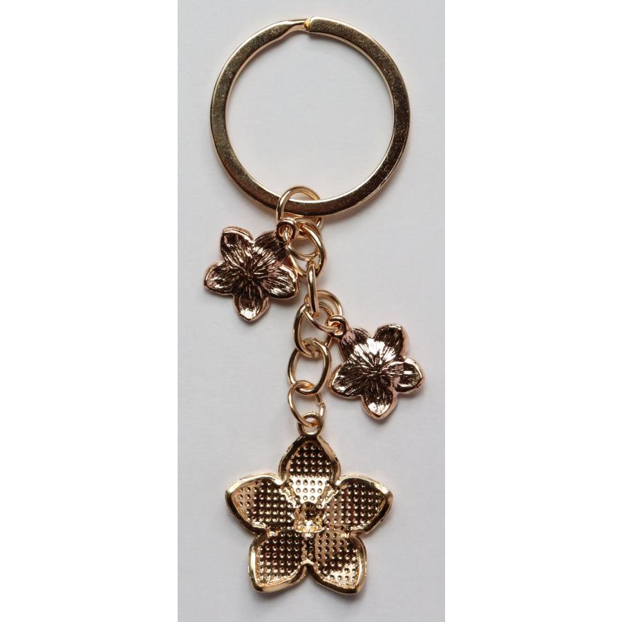 キーホルダー 桜 かわいいサクラの花びら キーチェーン