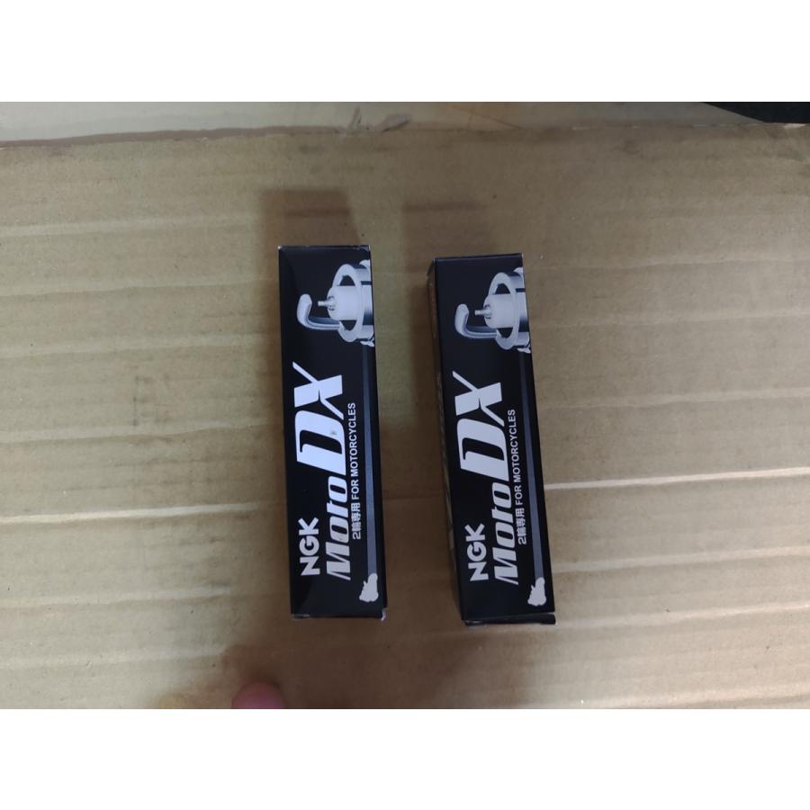 新品送料込NGKプラグMotoDX 【94965】2本 熱価8番 ネジ型 LMAR8ADX-9S