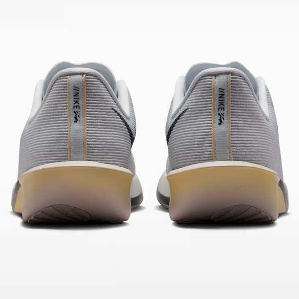 NIKE（ナイキ） ランニング シューズ エア ズーム ライバル フライ 4
