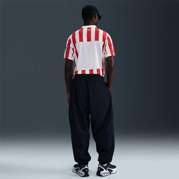 Nike Atlético de Madrid アトレティコマドリード　Sサイズ NIKE（ナイキ） ウェア サッカー ユニフォーム アトレティコ