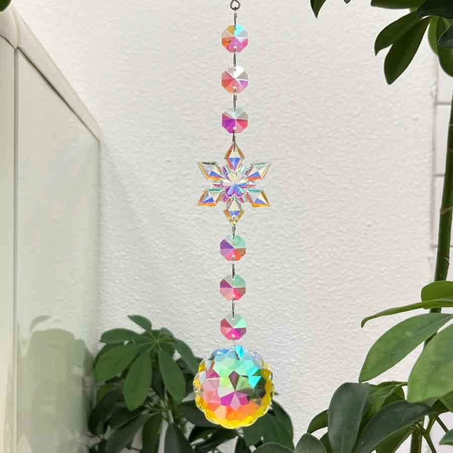 サンキャッチャー 雪の結晶 氷 プリズム 北欧 雑貨 インテリア 風水 開運 幸運 部屋 窓辺 吊り下げ ディスプレイ オーナメント キラキラ ギフト |  | 09