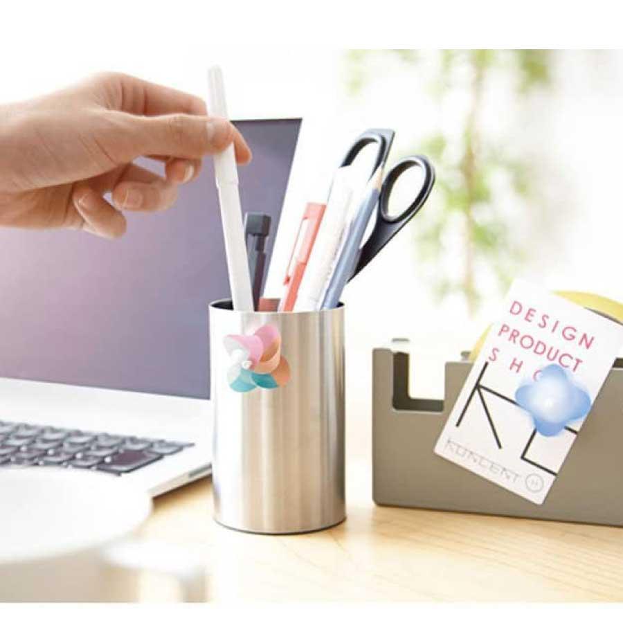 風車 冷蔵庫マグネット 3個セット 直径約3.5cm カラフル ミニマグネット プラスチック 磁石 キッチン 冷蔵庫 玄関 メモ 写真 固定 インテリア 雑貨 かわいい |  | 12