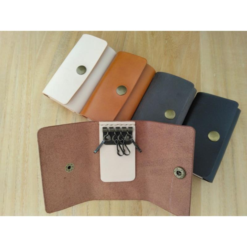 レザーキーケース 姫路レザー たつのレザー ヌメ革 牛革 ブラック キャメル ナチュラル チャコール ブラウン ハンドメイド 総手縫い メール便可 クリックポスト |  | 01