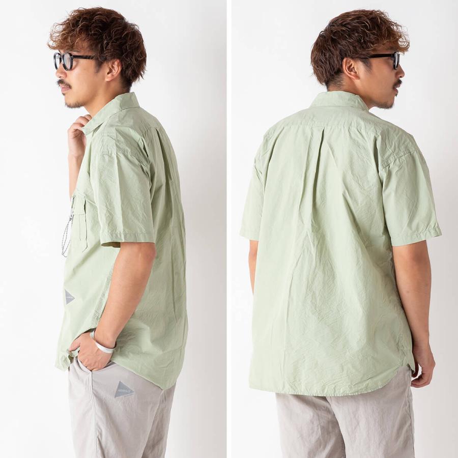 and wander（アンドワンダー） コーデュラタイプライターSSシャツ