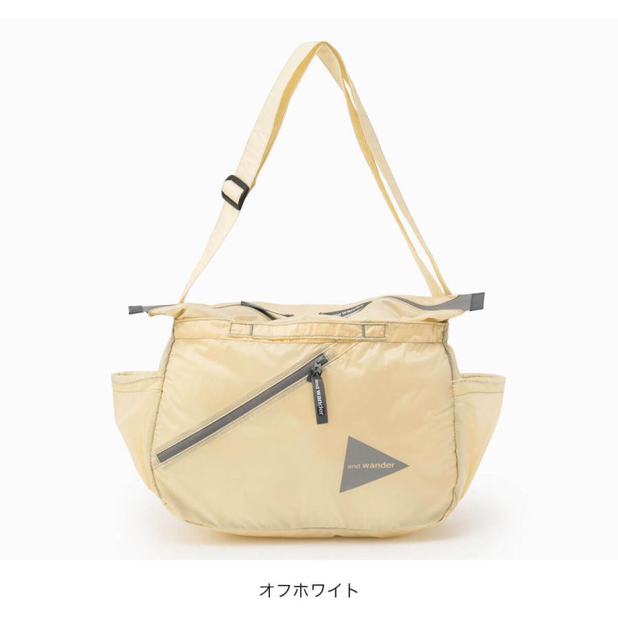 and wander（アンドワンダー） シルショルダーバッグ 5746985133 sil