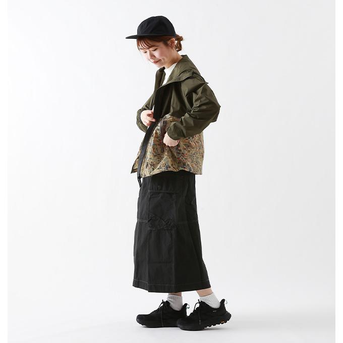 and wander（アンドワンダー） コーデュラリップミックススカート