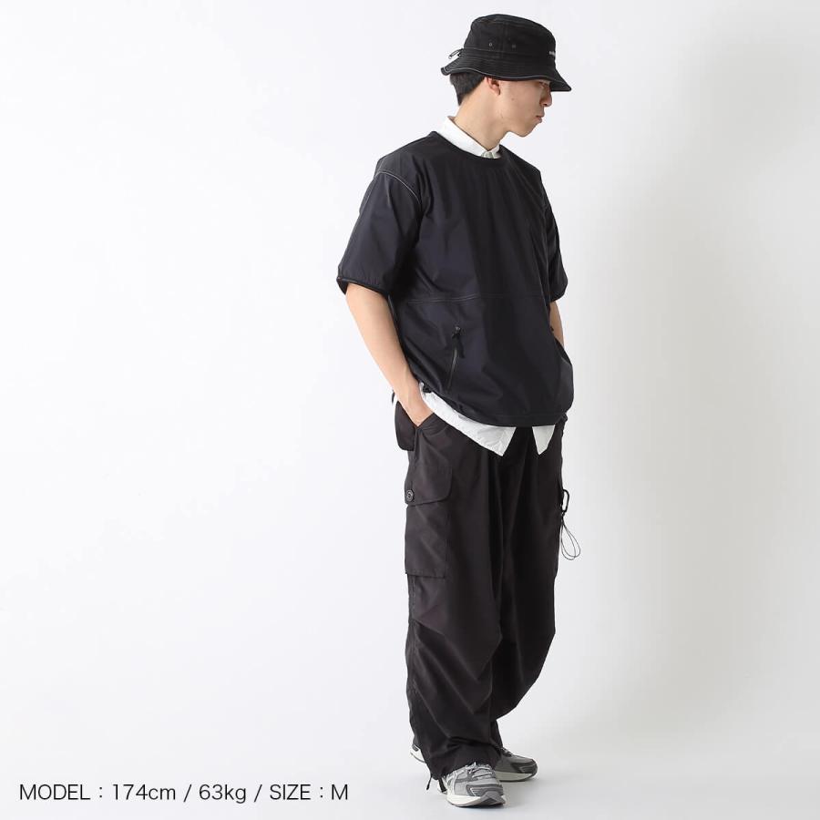 and wander（アンドワンダー） オーバーサイズカーゴパンツ 5745282094