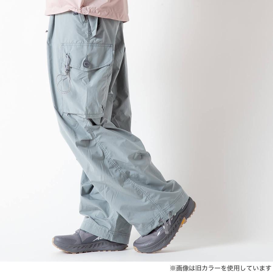and wander（アンドワンダー） オーバーサイズカーゴパンツ 5746982088
