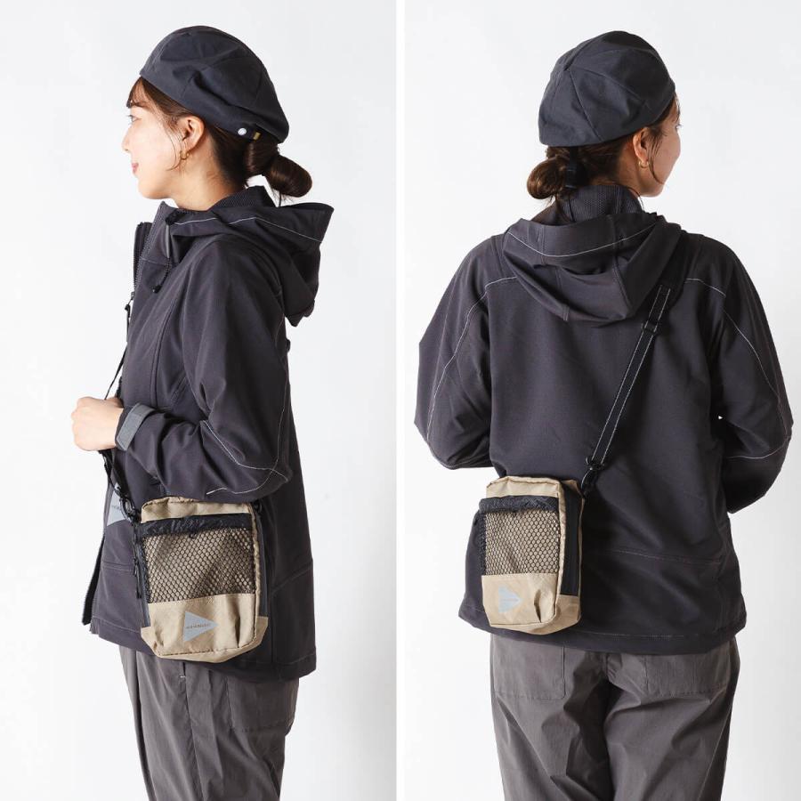 and wander（アンドワンダー） エコパックショルダーポーチ 5745975207