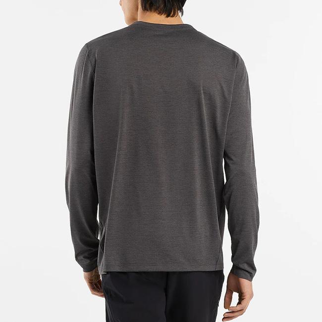 ARC TERYX アークテリクス コーマッククルーLS メンズ cormac crew LS M Tシャツ 長袖 ロンT 軽量 速乾 ベースレイヤー 化繊 紫外線対策 登山 2025 秋冬の画像