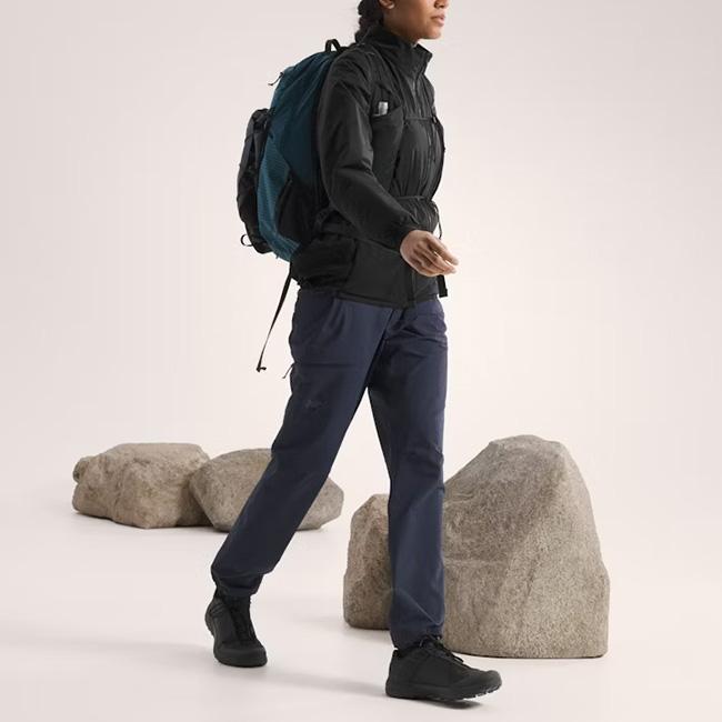 ARC'TERYX（アークテリクス） ARC TERYX アトムジャケット ウィメンズ