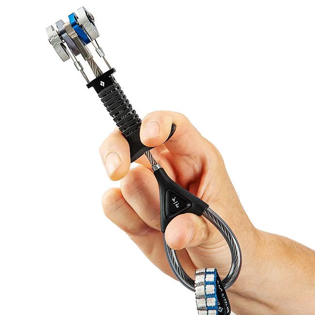 Black Diamond ブラックダイヤモンド キャメロットZ4 オフセット Camalot Z4 Offset カム カミングデバイス クライミングギア クラック 軽量 2026 春夏