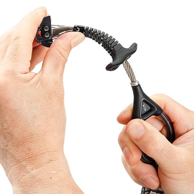 Black Diamond ブラックダイヤモンド キャメロットZ4 オフセット Camalot Z4 Offset カム カミングデバイス クライミングギア クラック 軽量 2026 春夏