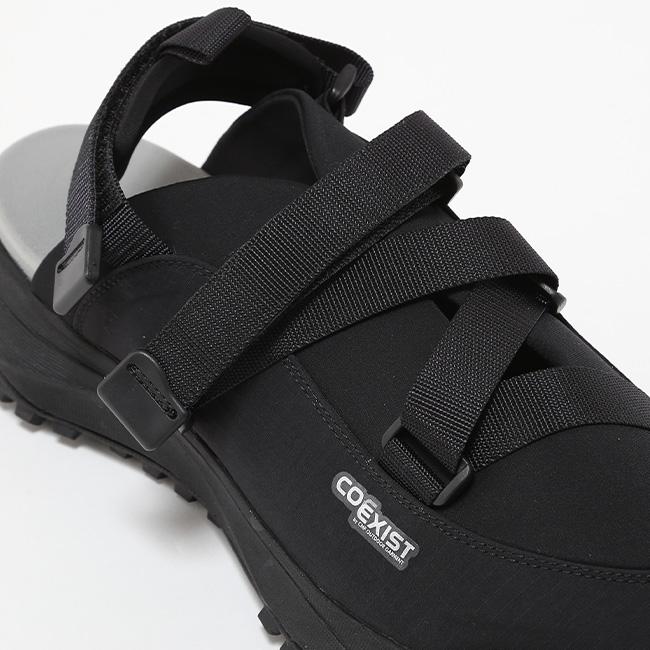 CMF OUTDOOR GARMENT コムフィアウトドアガーメント アプローチ02
