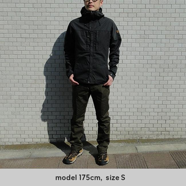 専用ページ FJALL RAVEN（フェールラーベン） Skogsoジャケット メンズ 81698