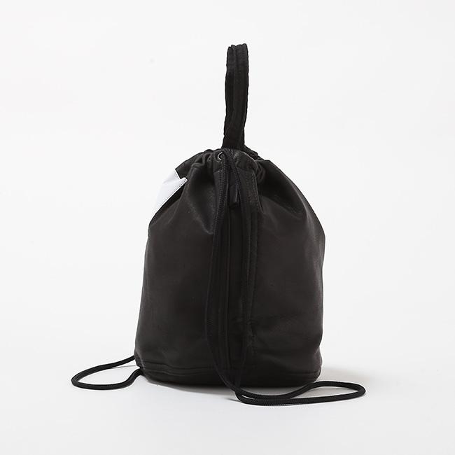 N P E NAPRON PATIENTS EFFECTS BAG カウレザーペイシェントバッグ S NPE02-0404S COW LEATHER  サブバッグ 巾着 牛革 2025 秋冬の画像