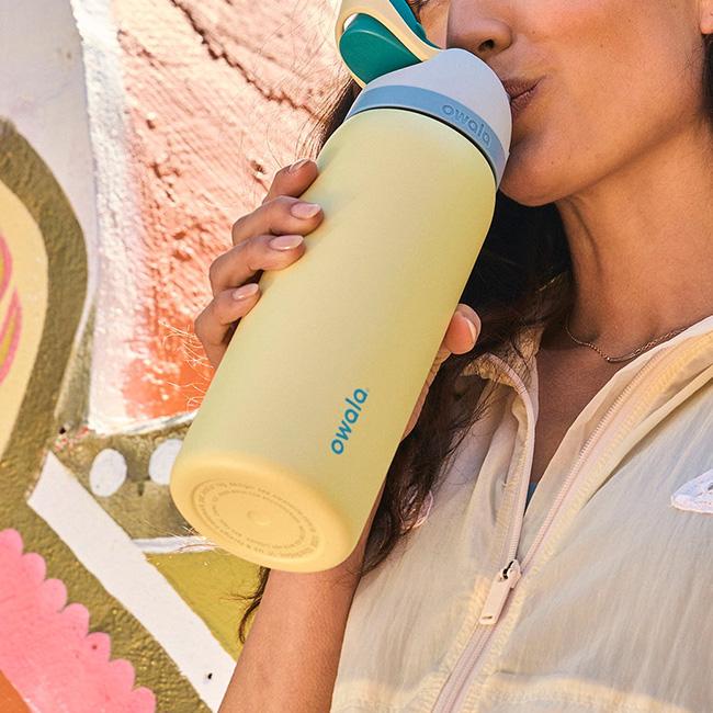 予約販売】Owala オワラ フリーシップ 24oz Owala FreeSip 水筒 真空
