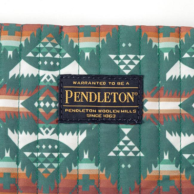 新品タグ付PENDLETON 特大 クッションカバー CATSKILL PARK PENDLETON（ペンドルトン） キルティングクッションカバー ネイティブ