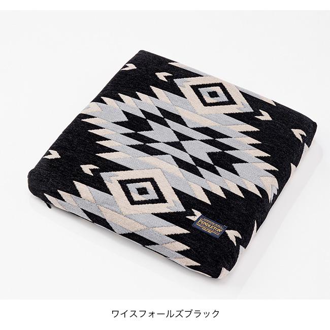 ペンドルトン⭐︎フリースビッククッション✖️2＆フリースブランケット3点セット！ ペンドルトン⭐︎フリースビッククッション✖️2＆フリース